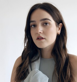 Allison E Lang